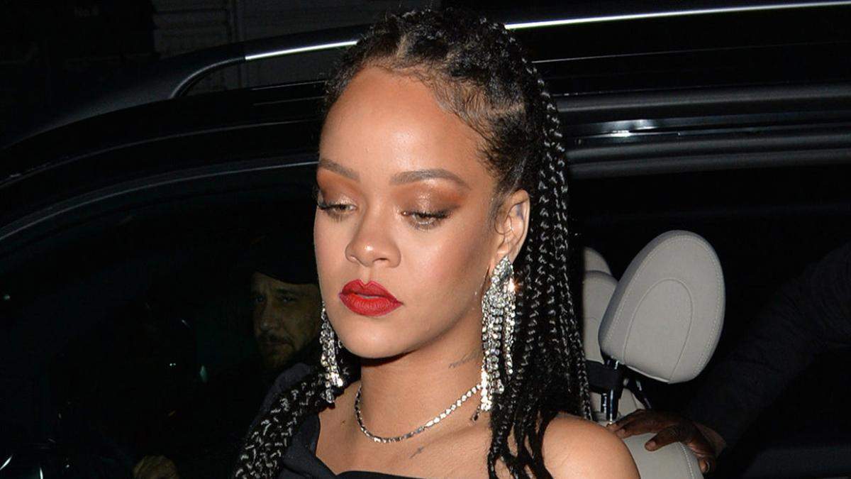Ріанна закриває бренд Fenty Ріанна закриває бренд Fenty